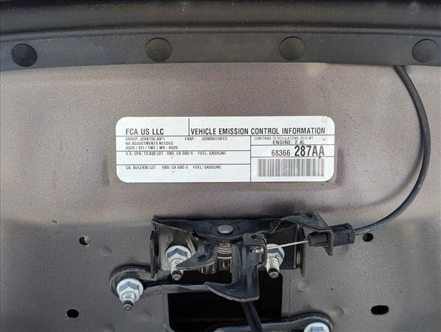 Used 2018 Jeep Cherokee Latitude FWD image 22