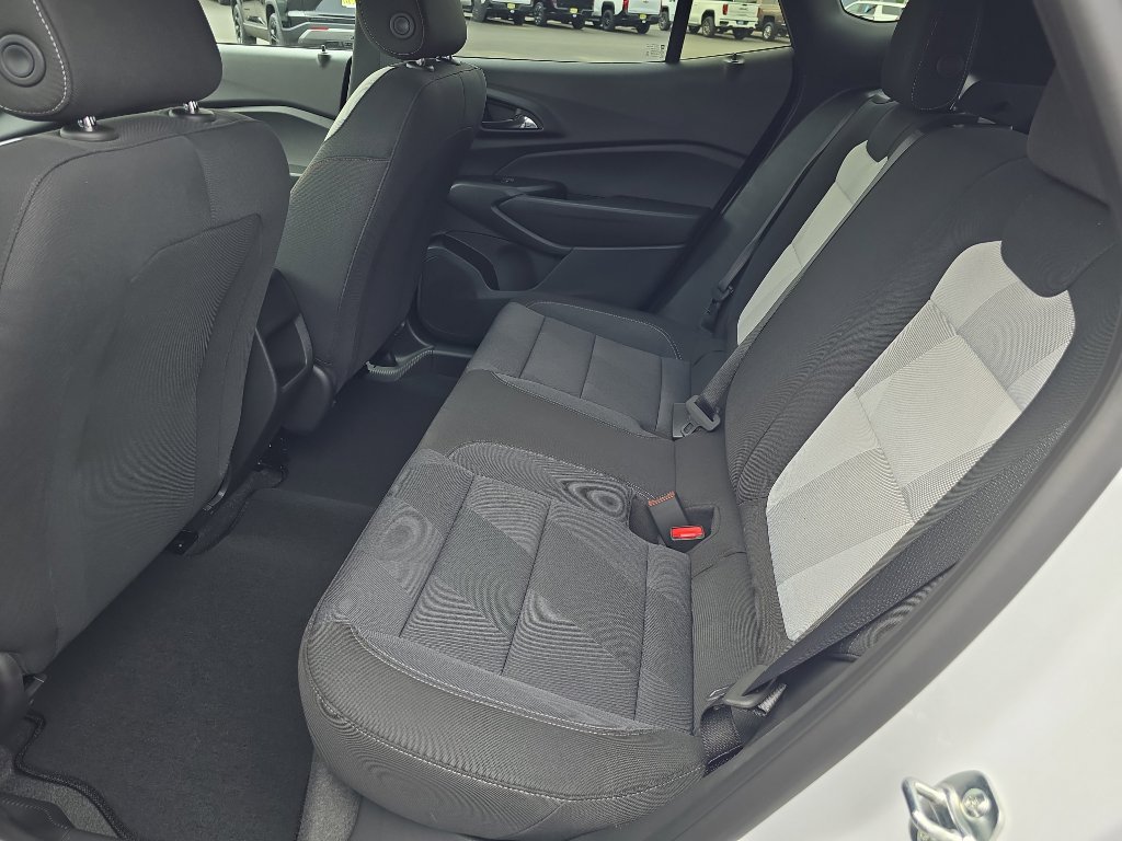 New 2025 Chevrolet Trax RS w/ Driver Confidence Package image 17