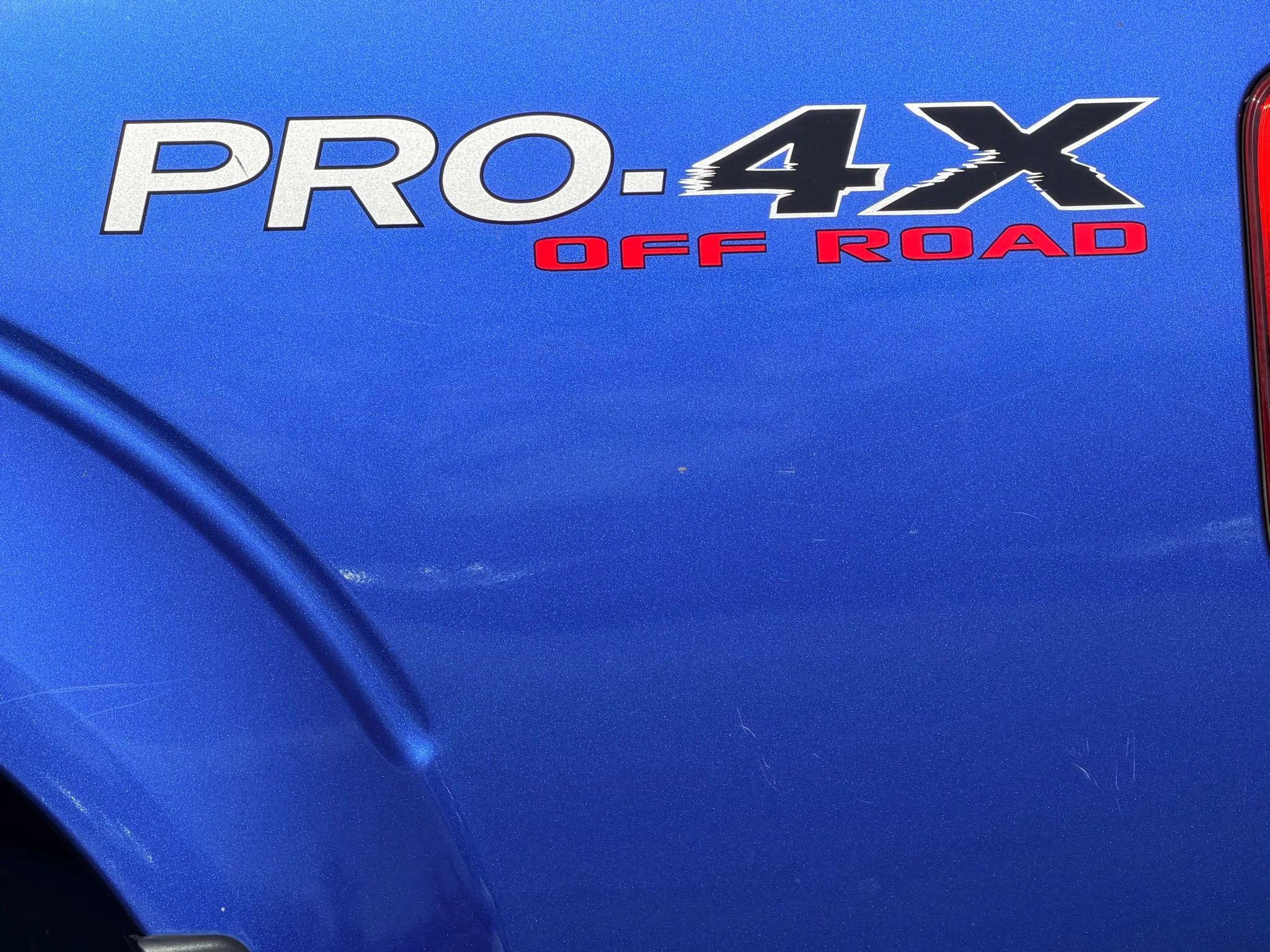 Used 2012 Nissan Frontier PRO-4X image 5