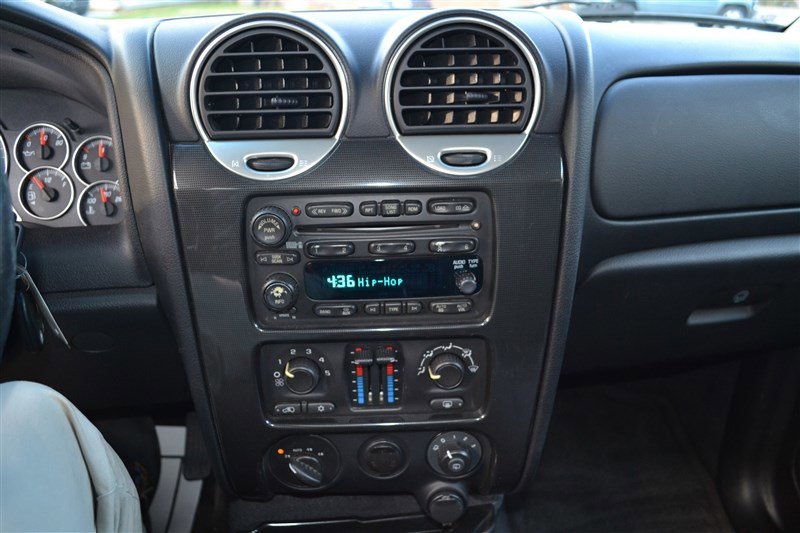 Used 2007 GMC Envoy SLE image 18