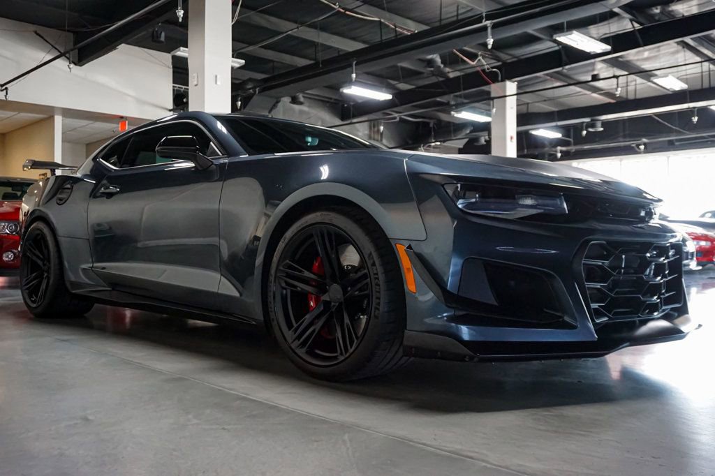 Used 2021 Chevrolet Camaro ZL1 image 2