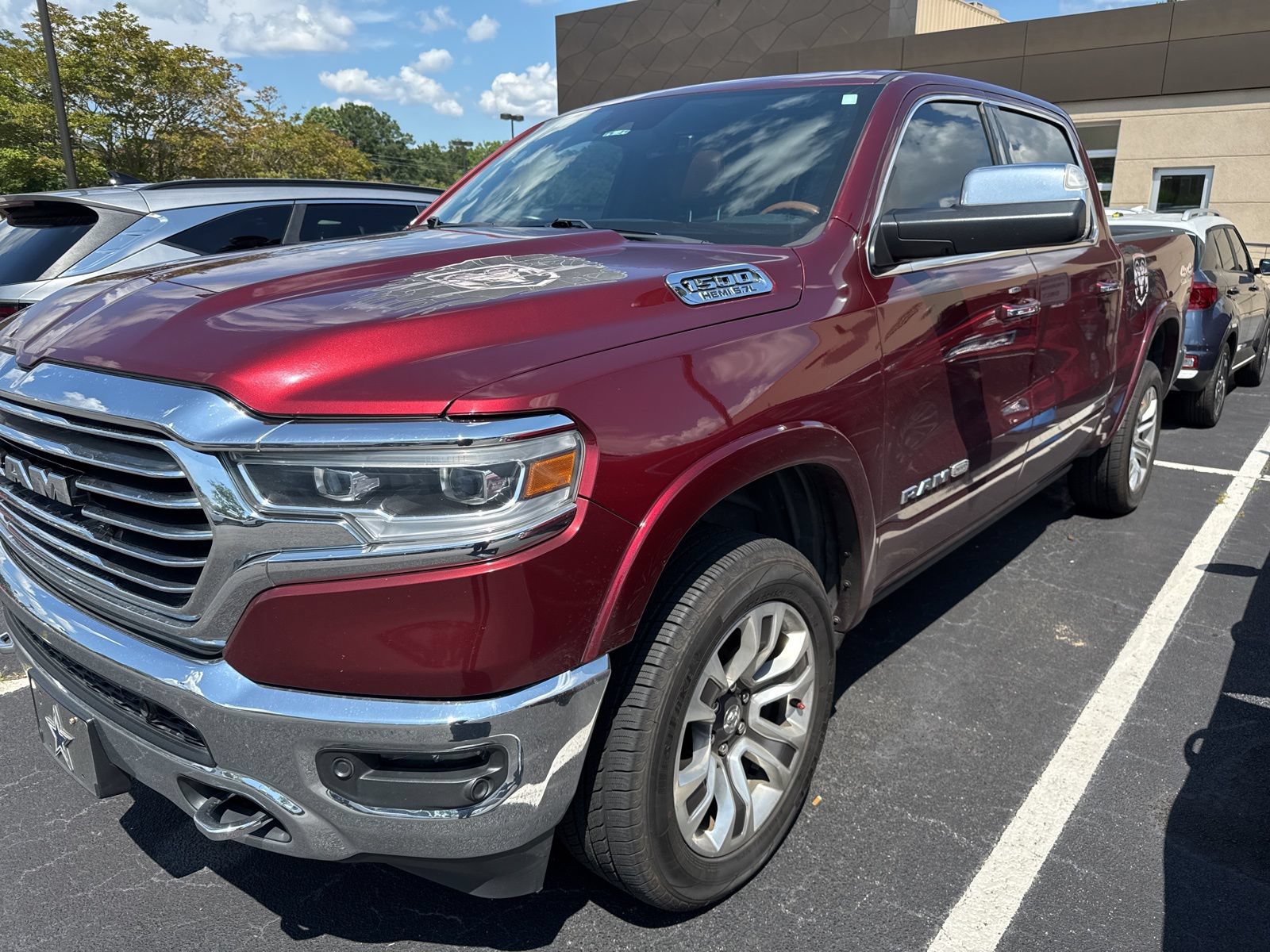 Used 2019 RAM 1500 Limited AWD/4WD image 2