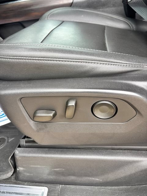 Used 2023 GMC Sierra 1500 SLT w/ SLT Premium Plus Package AWD/4WD image 16