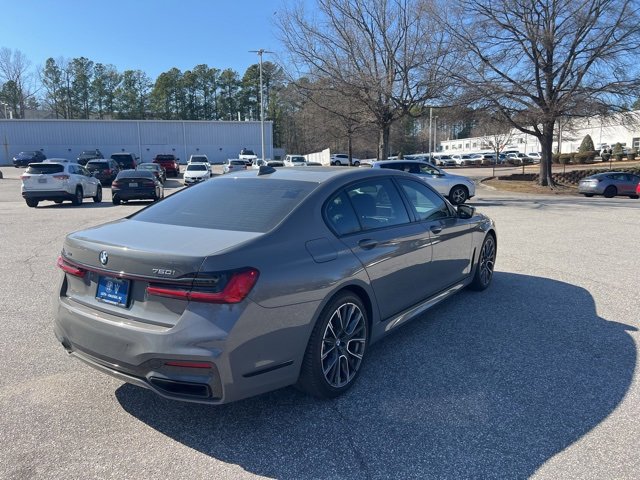 Used 2020 BMW 750i xDrive w/ Executive Package image 5