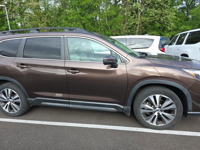 Used 2019 Subaru Ascent Limited AWD/4WD image 2