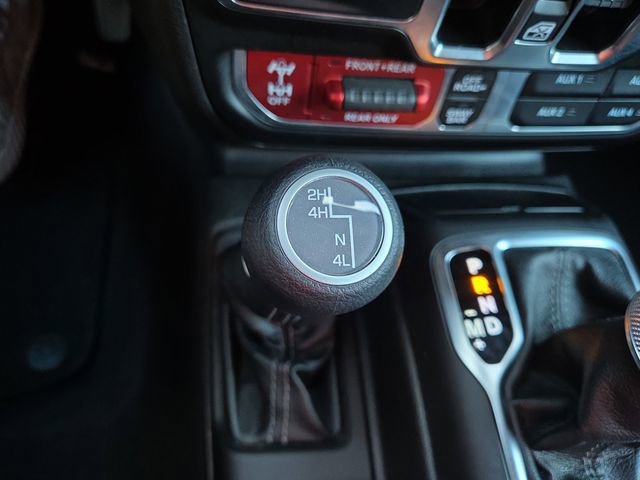 Used 2024 Jeep Wrangler Unlimited Rubicon image 25