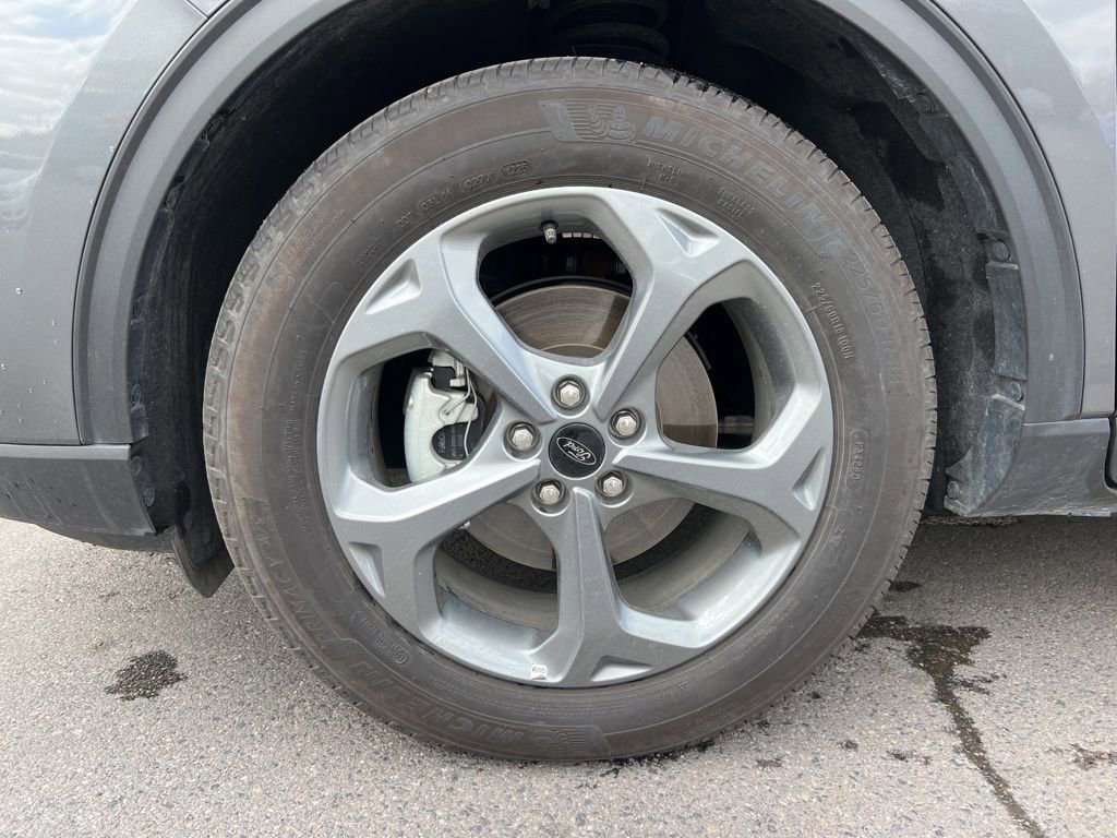 Used 2025 Ford Escape ST-Line image 26