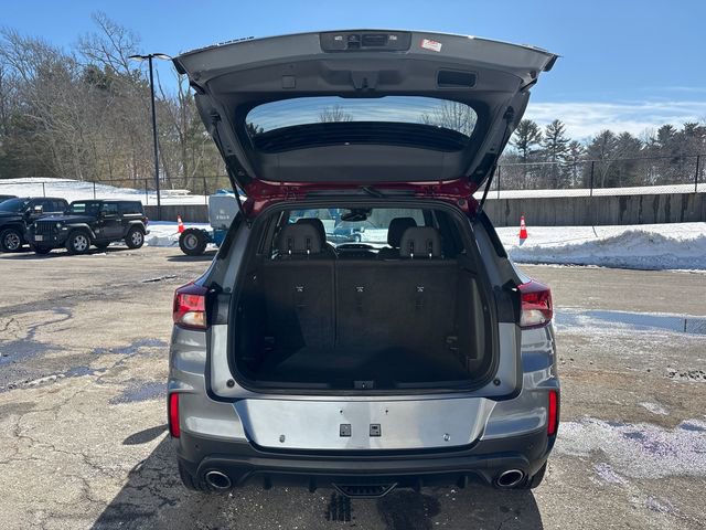 Used 2022 Chevrolet TrailBlazer RS w/ Technology Package image 13