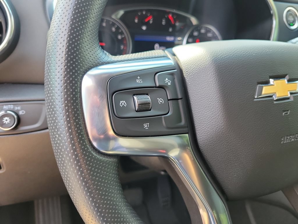 Used 2025 Chevrolet Blazer LT AWD/4WD image 26