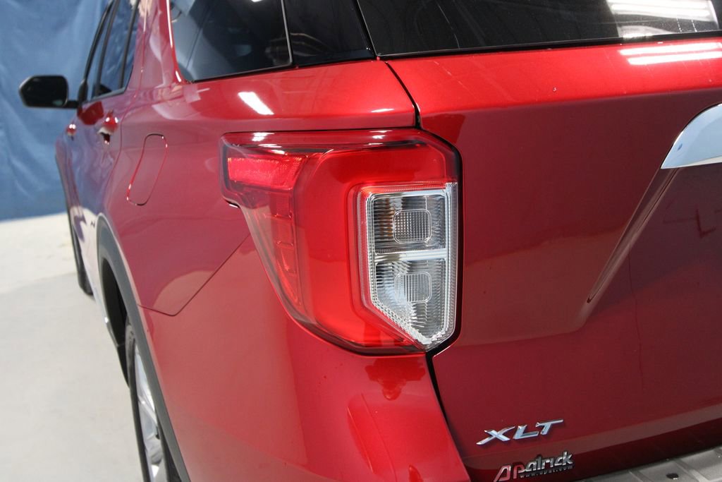 Used 2023 Ford Explorer XLT w/ Equipment Group 202A image 36