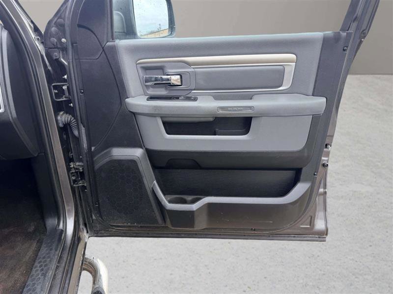 Used 2015 RAM 1500 Big Horn image 25