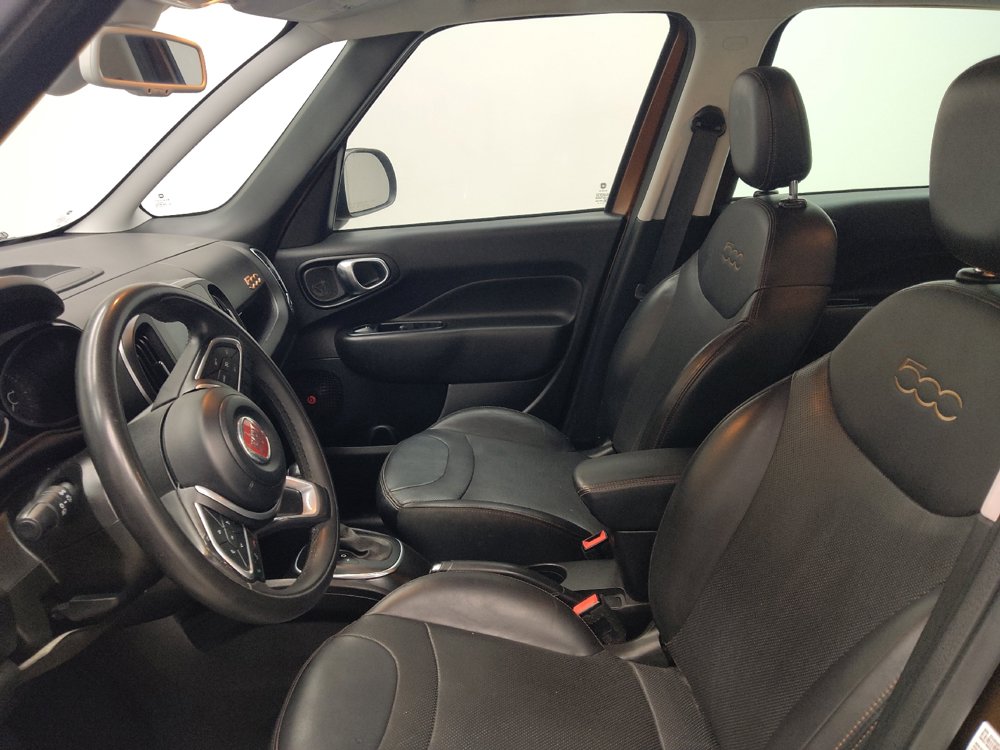 Used 2020 FIAT 500L Trekking w/ Popular Equipment Group FWD image 17