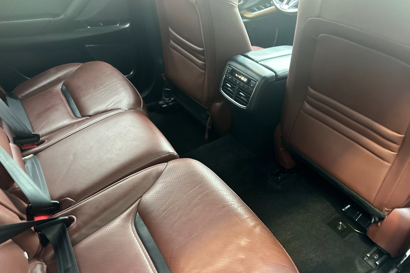 Used 2018 MAZDA CX-9 Signature image 31