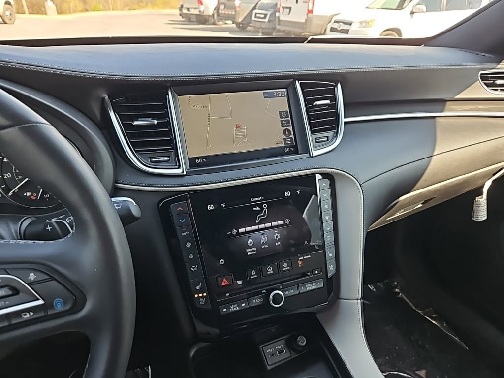 Used 2025 INFINITI QX55 Essential image 19