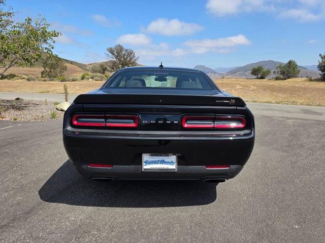 Used 2022 Dodge Challenger R/T Scat Pack RWD image 9