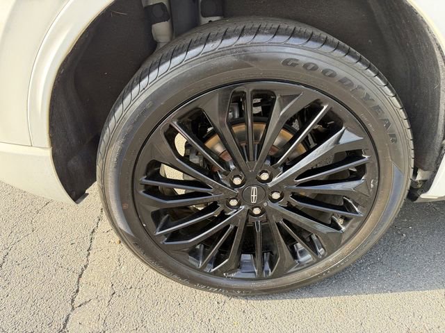 Used 2023 Lincoln Corsair Reserve w/ Jet Appearance Package image 47