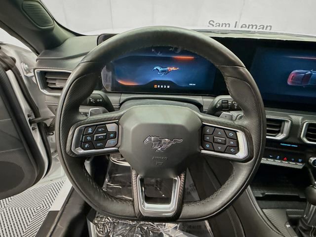 Used 2024 Ford Mustang GT Premium image 11