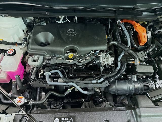 Used 2025 Toyota Sienna XSE w/ XSE Plus Package image 32