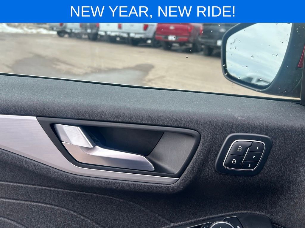 Used 2023 Ford Escape Platinum w/ Class II Trailer Tow Package image 13