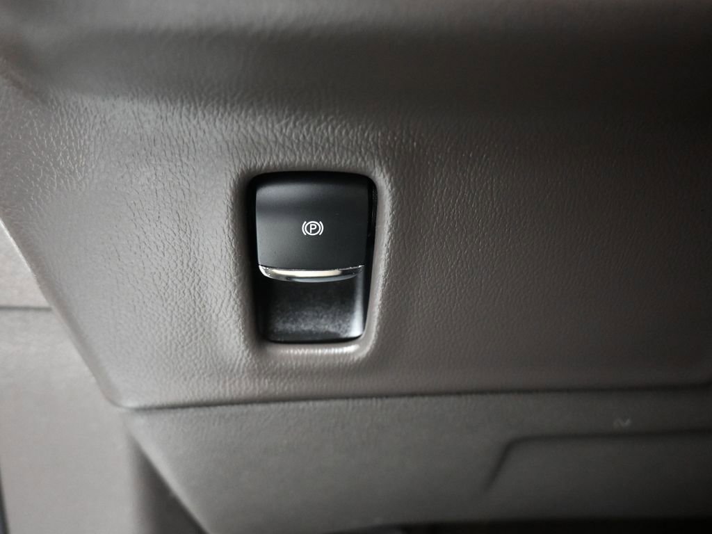 Used 2022 Lincoln Nautilus AWD w/ Premium Package image 27