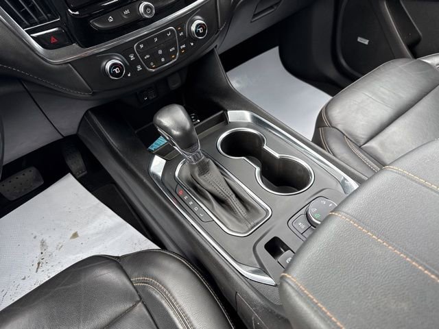 Used 2021 Chevrolet Traverse RS image 24