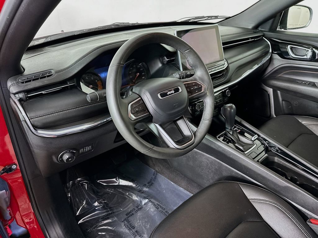 Certified 2023 Jeep Compass Limited image 16