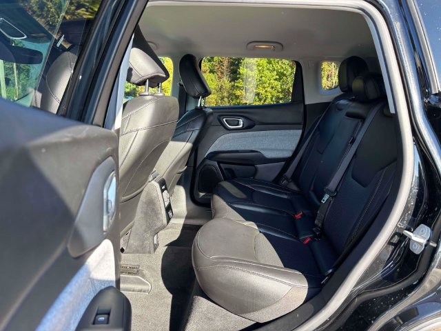 Used 2022 Jeep Compass Latitude AWD/4WD image 25