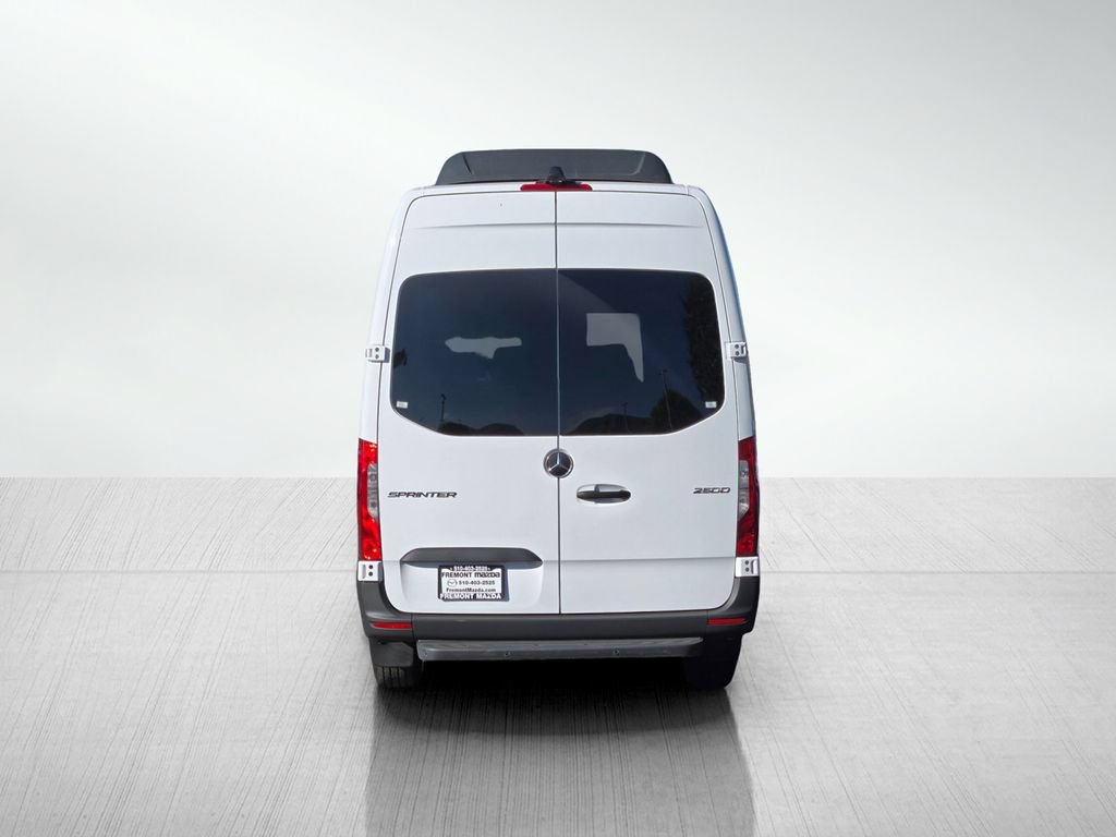 Used 2024 Mercedes-Benz Sprinter 2500 image 5