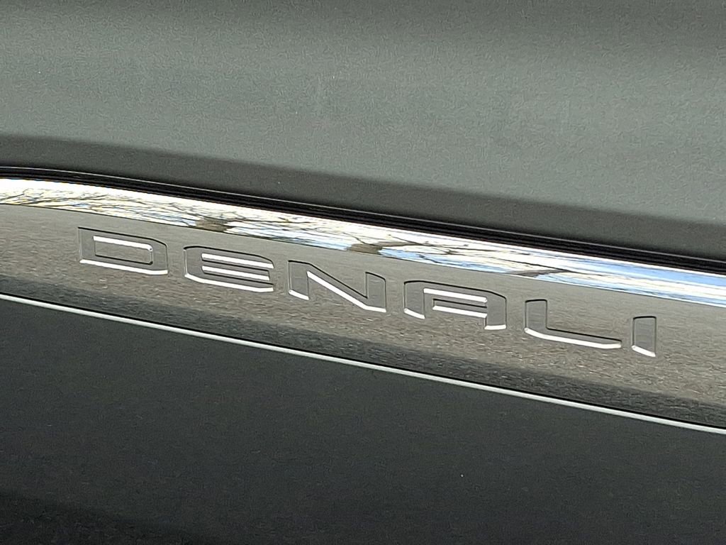 Used 2023 GMC Acadia Denali w/ Denali Ultimate Package image 34