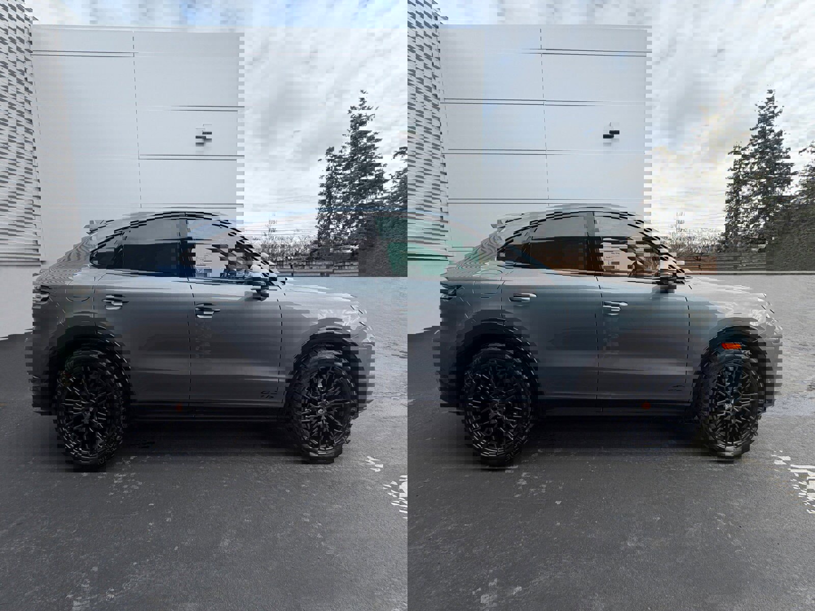 New 2026 Porsche Cayenne GTS AWD/4WD image 6