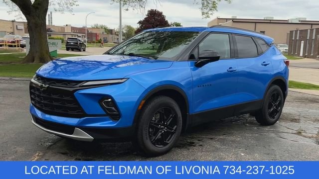 Certified 2024 Chevrolet Blazer LT w/ Convenience Package FWD image 4
