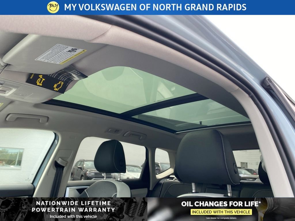New 2026 Volkswagen Taos SE AWD/4WD image 8