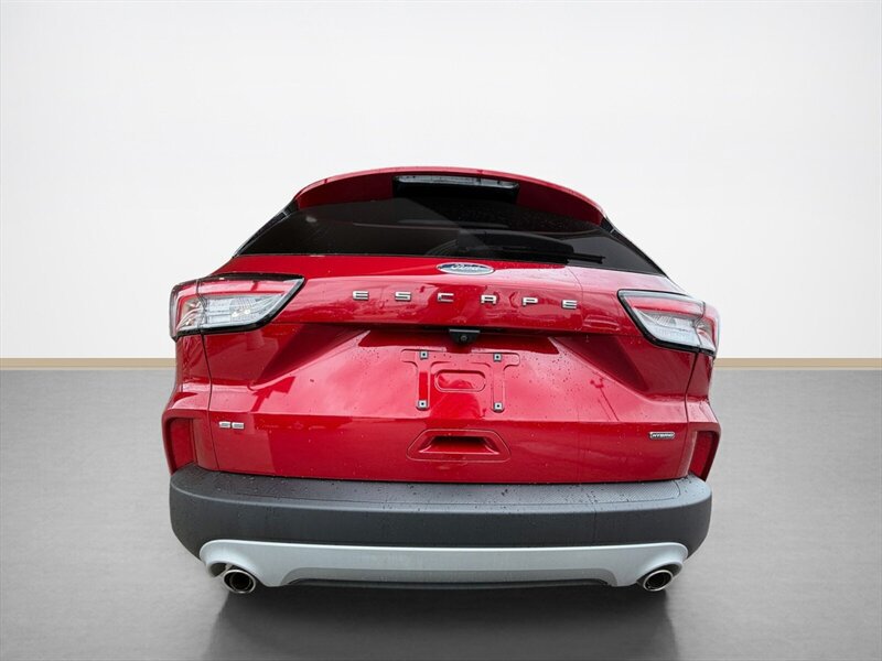 Used 2020 Ford Escape SE Sport FWD image 5