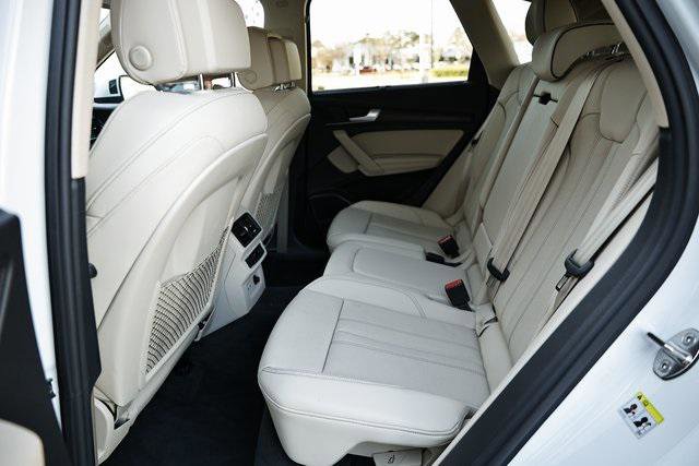 Certified 2025 Audi Q5 2.0T Premium Plus w/ Premium Plus Package image 25