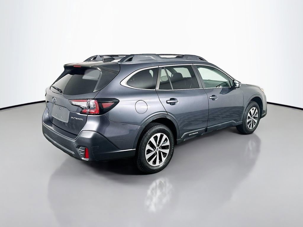 Used 2022 Subaru Outback Premium image 7