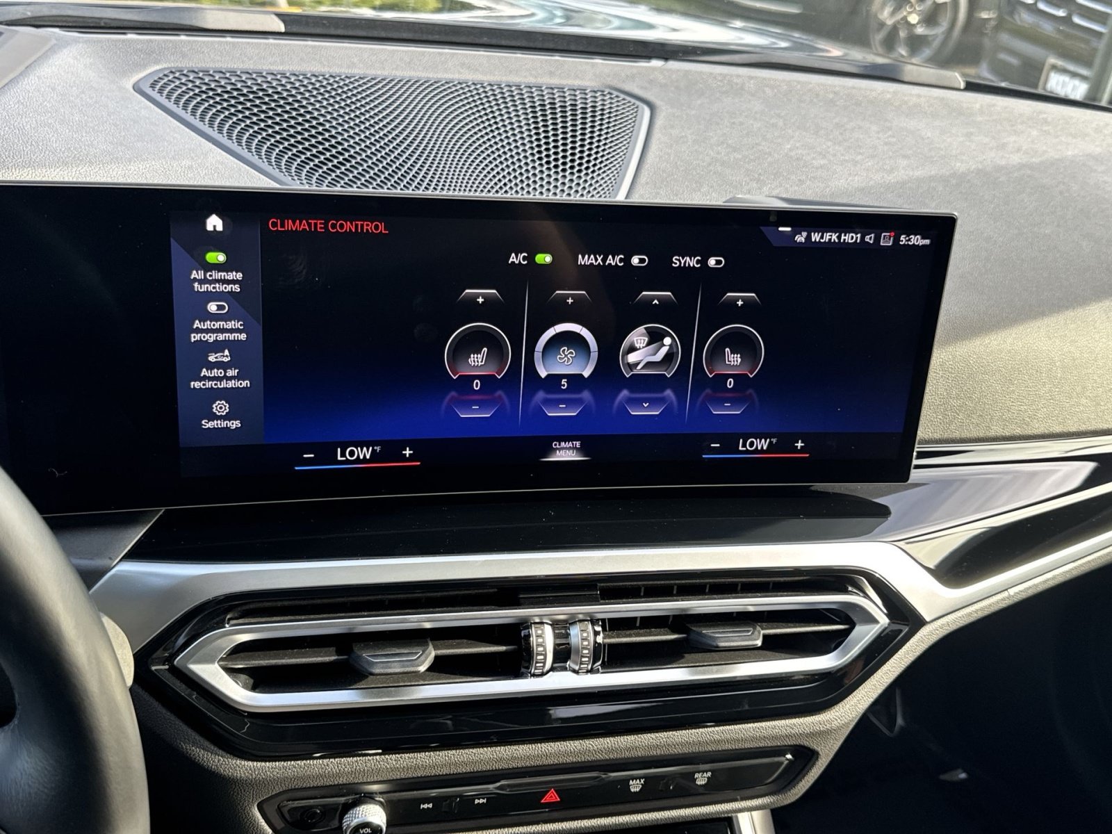 Used 2023 BMW i4 eDrive40 RWD image 21
