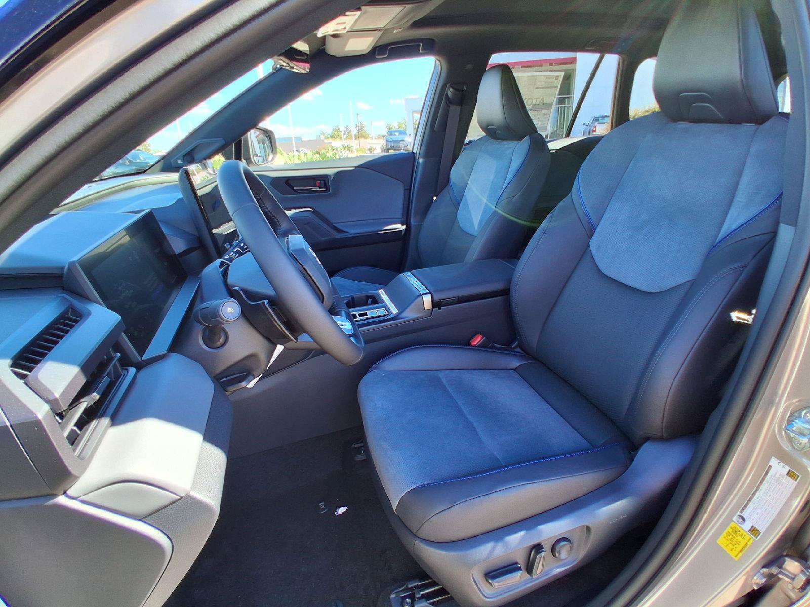 New 2026 Toyota RAV4 XSE w/ Panoramic Sun Roof Package AWD/4WD image 10