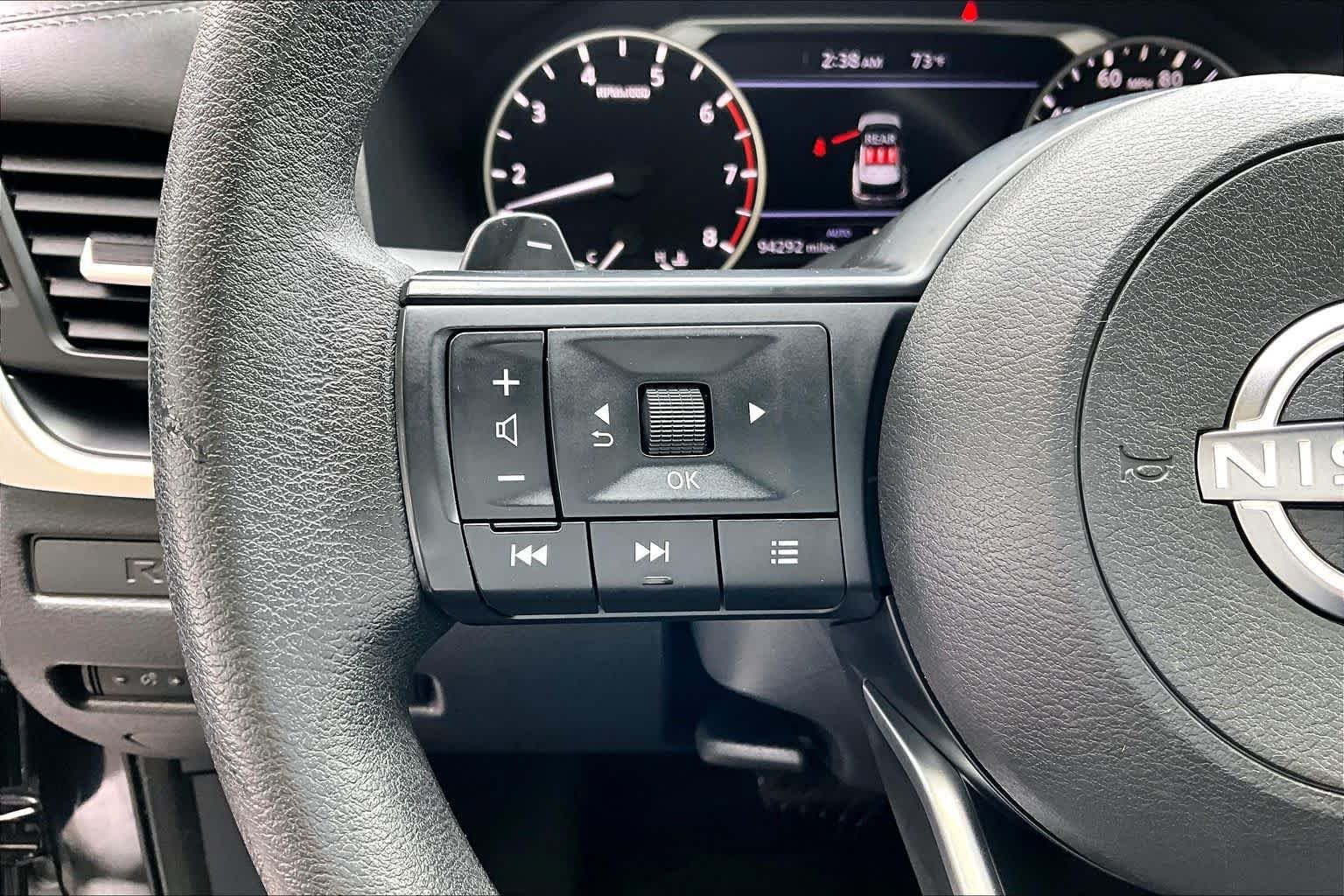 Used 2023 Nissan Rogue S AWD/4WD image 22