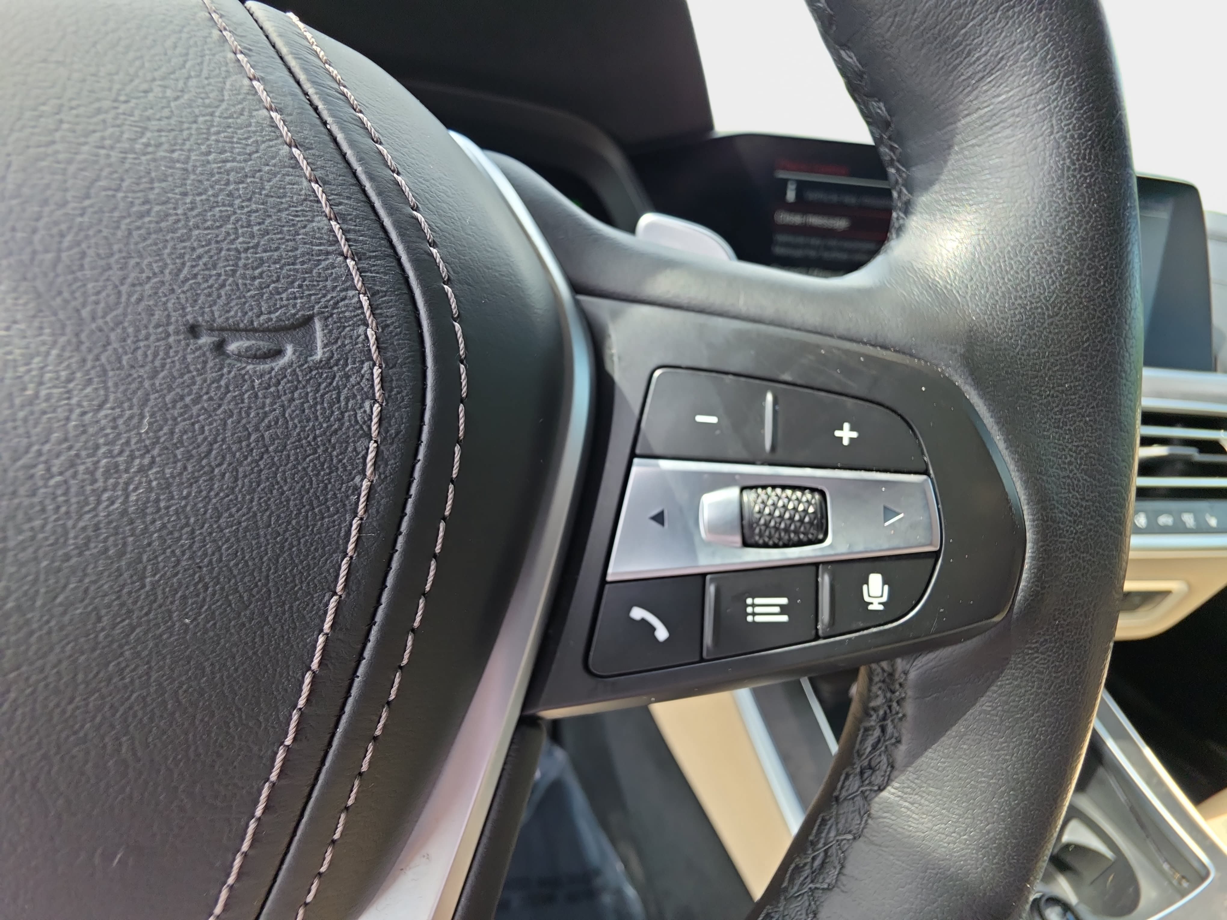 Used 2021 BMW X5 xDrive45e w/ Premium Package AWD/4WD image 18