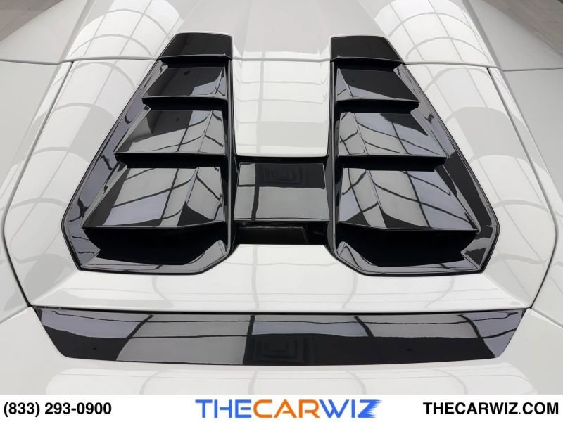 Used 2020 Lamborghini Huracan EVO image 25