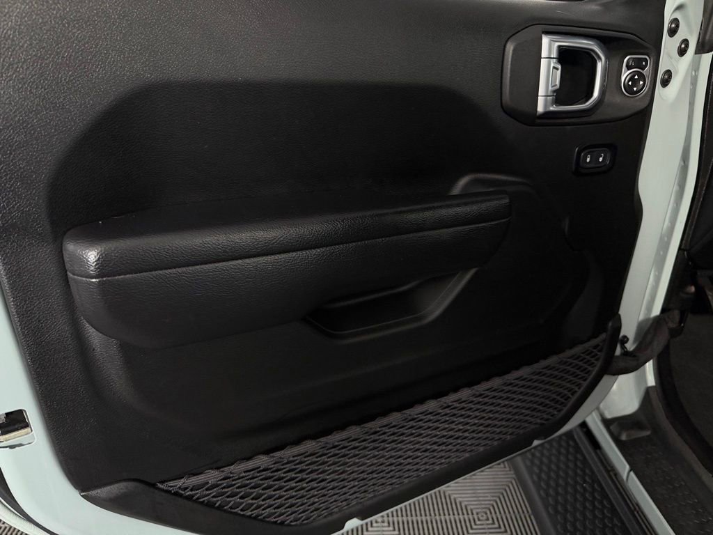 Used 2024 Jeep Wrangler Sport S image 26