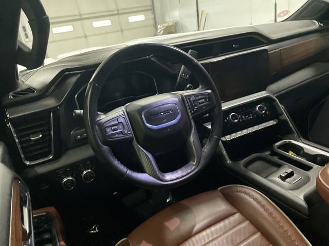 Used 2025 GMC Sierra 2500 Denali Ultimate image 19