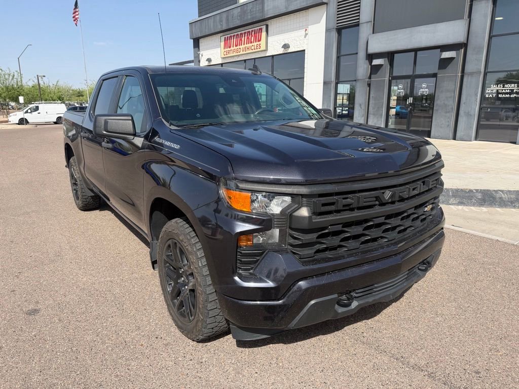 Used 2022 Chevrolet Silverado 1500 Custom RWD image 1