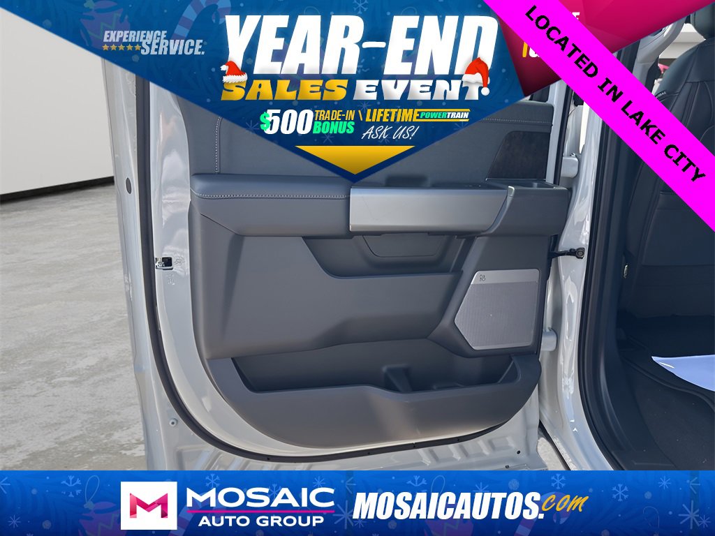 New 2025 Ford F350 Lariat w/ Lariat Ultimate Package image 13