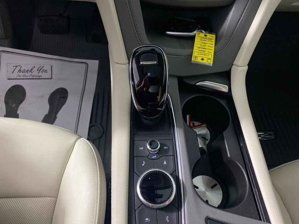 Certified 2024 Cadillac XT5 Premium Luxury w/ Technology Package AWD/4WD image 19