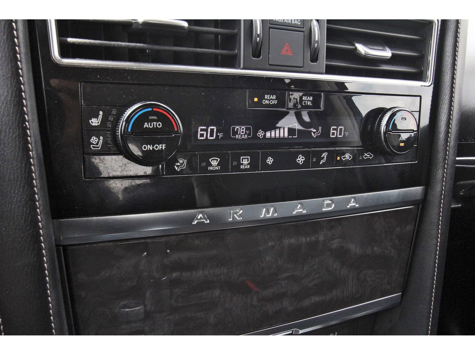 Used 2022 Nissan Armada Platinum w/ Captain's Chairs Package RWD image 30