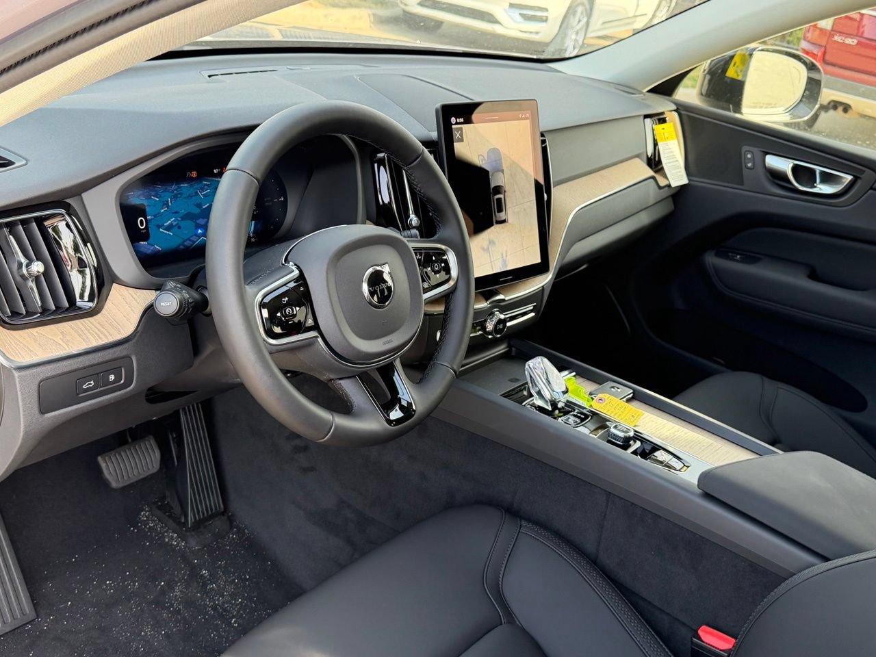 New 2026 Volvo XC60 T8 Plus w/ Protection Package Premier AWD/4WD image 12