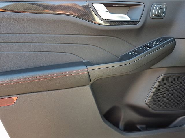 Certified 2023 Ford Escape ST-Line Elite w/ Premium Technology Package image 12