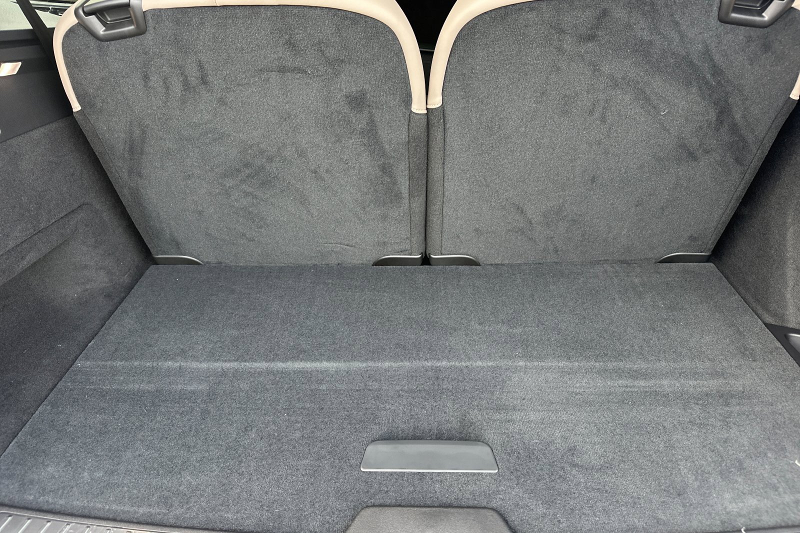 New 2026 Volvo XC90 B5 Plus w/ Protection Package image 15