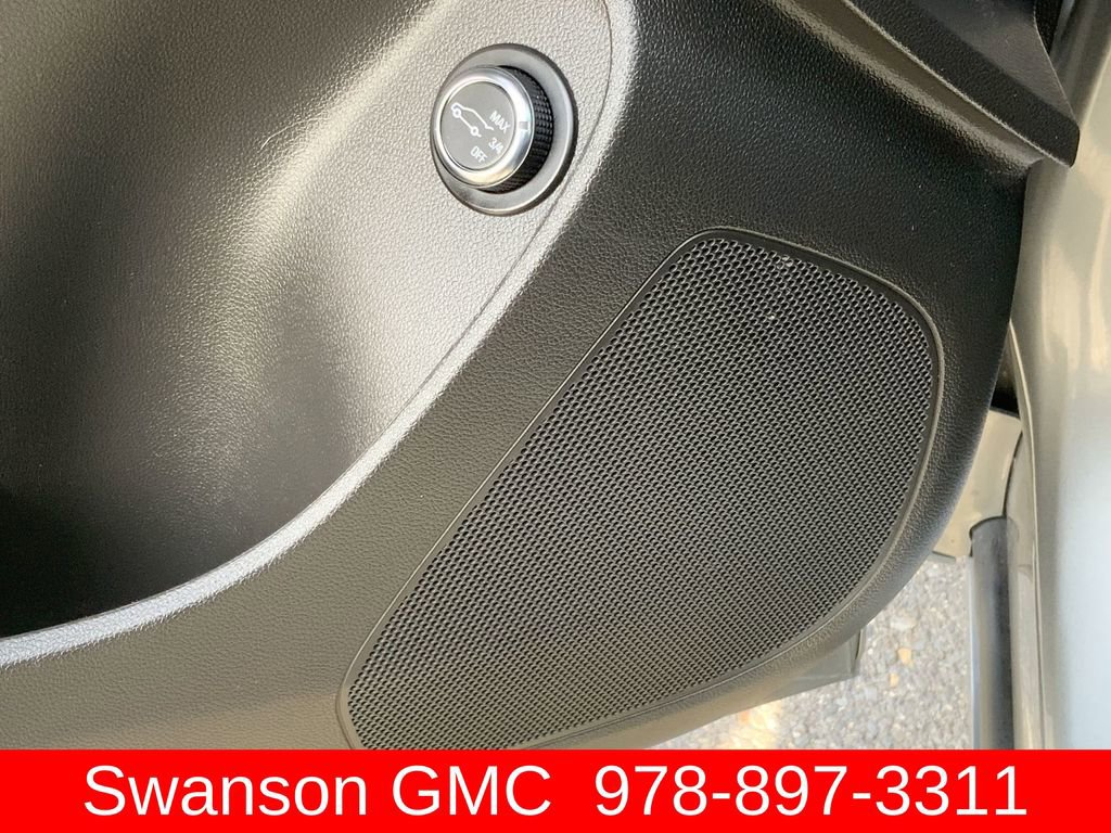 Used 2025 Buick Envista Avenir image 24